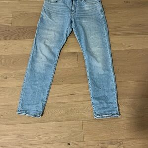 Madewell Athletic Fit Men’s Jeans